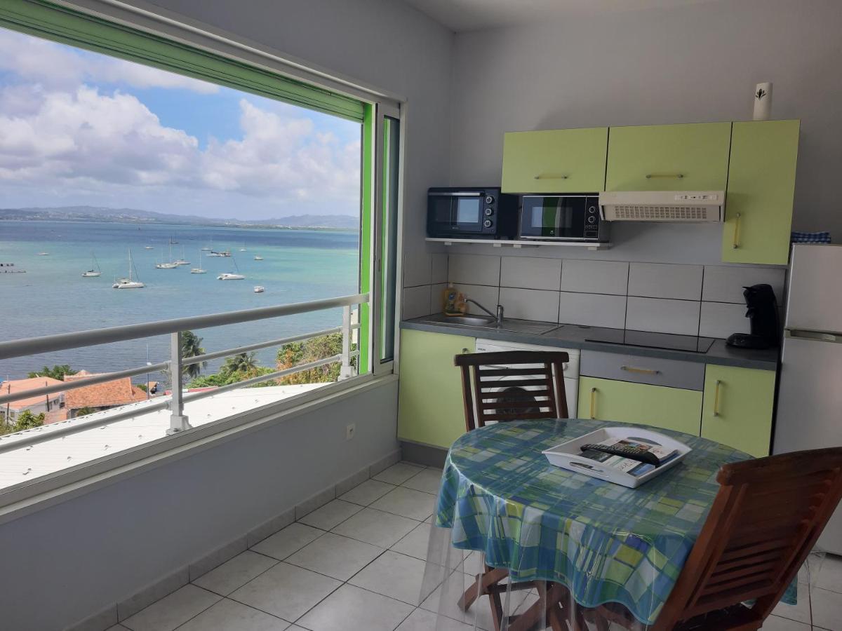 Akate Apartment เลส์ทรัวส์-ซีเลต์ ภายนอก รูปภาพ