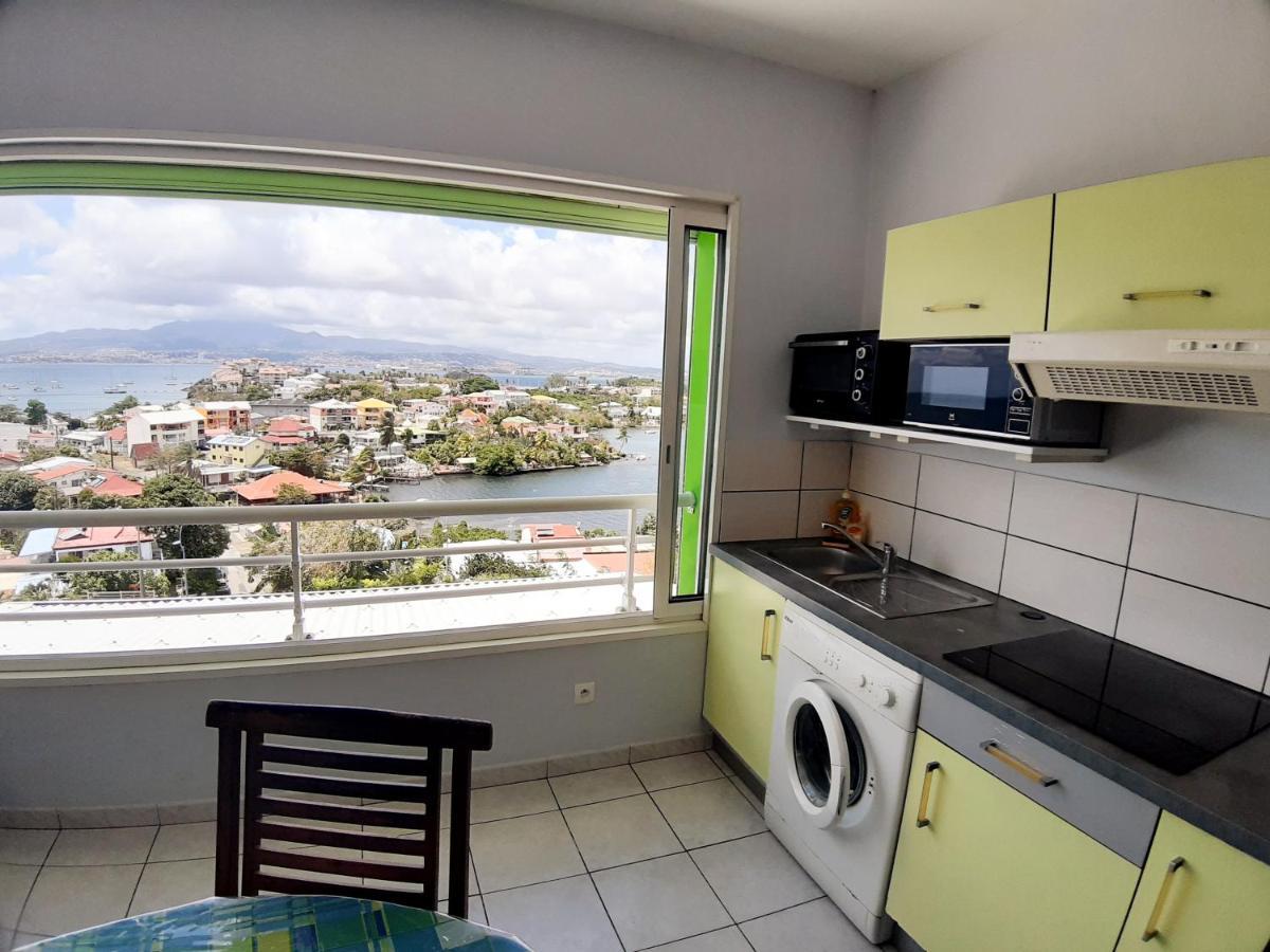 Akate Apartment เลส์ทรัวส์-ซีเลต์ ภายนอก รูปภาพ