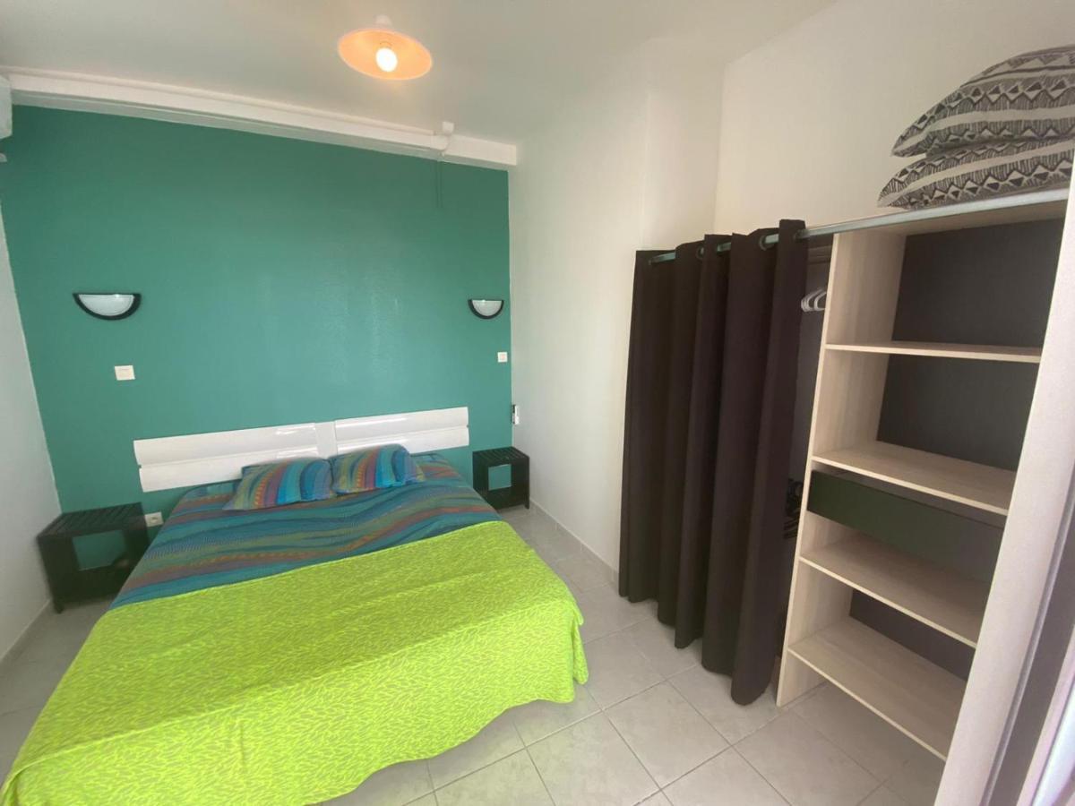 Akate Apartment เลส์ทรัวส์-ซีเลต์ ภายนอก รูปภาพ