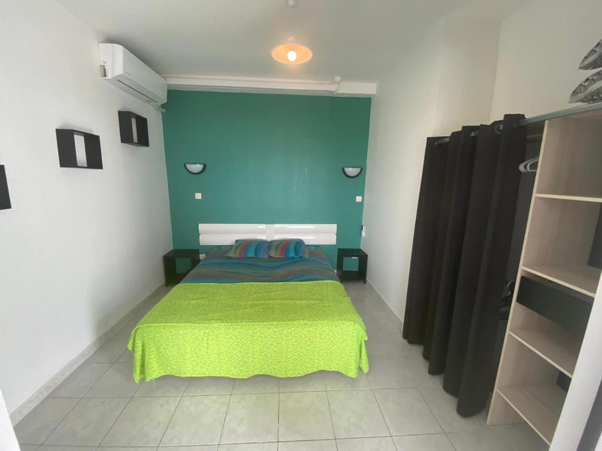 Akate Apartment เลส์ทรัวส์-ซีเลต์ ภายนอก รูปภาพ