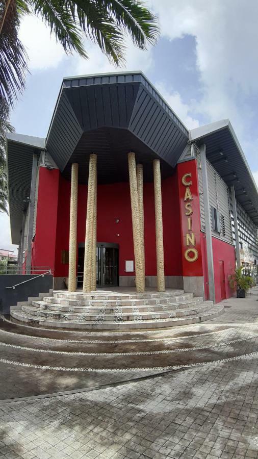 Akate Apartment เลส์ทรัวส์-ซีเลต์ ภายนอก รูปภาพ